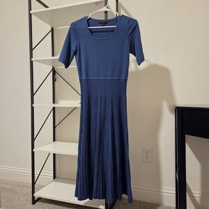 Banana Republic Scoop Neck Knit Sweater Short Sleeve Pleated Midi Dress Size XS